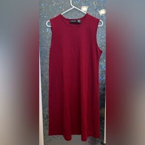 5/25$ Liz Claiborne Rich Burgundy Knit Top B20